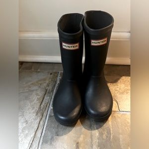 Hunter navy rainboots size 11